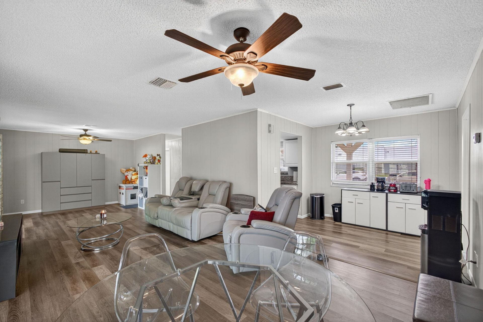 607 SE Forgal Street Se, Port Saint Lucie, FL 34983 Photo