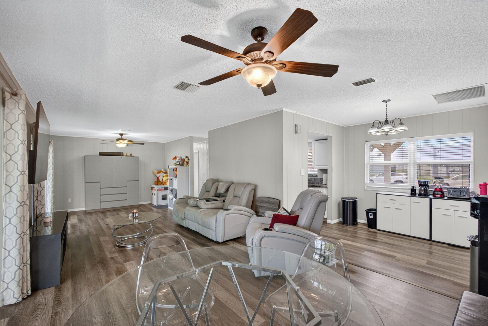 607 SE Forgal Street Se, Port Saint Lucie, FL 34983 Photo