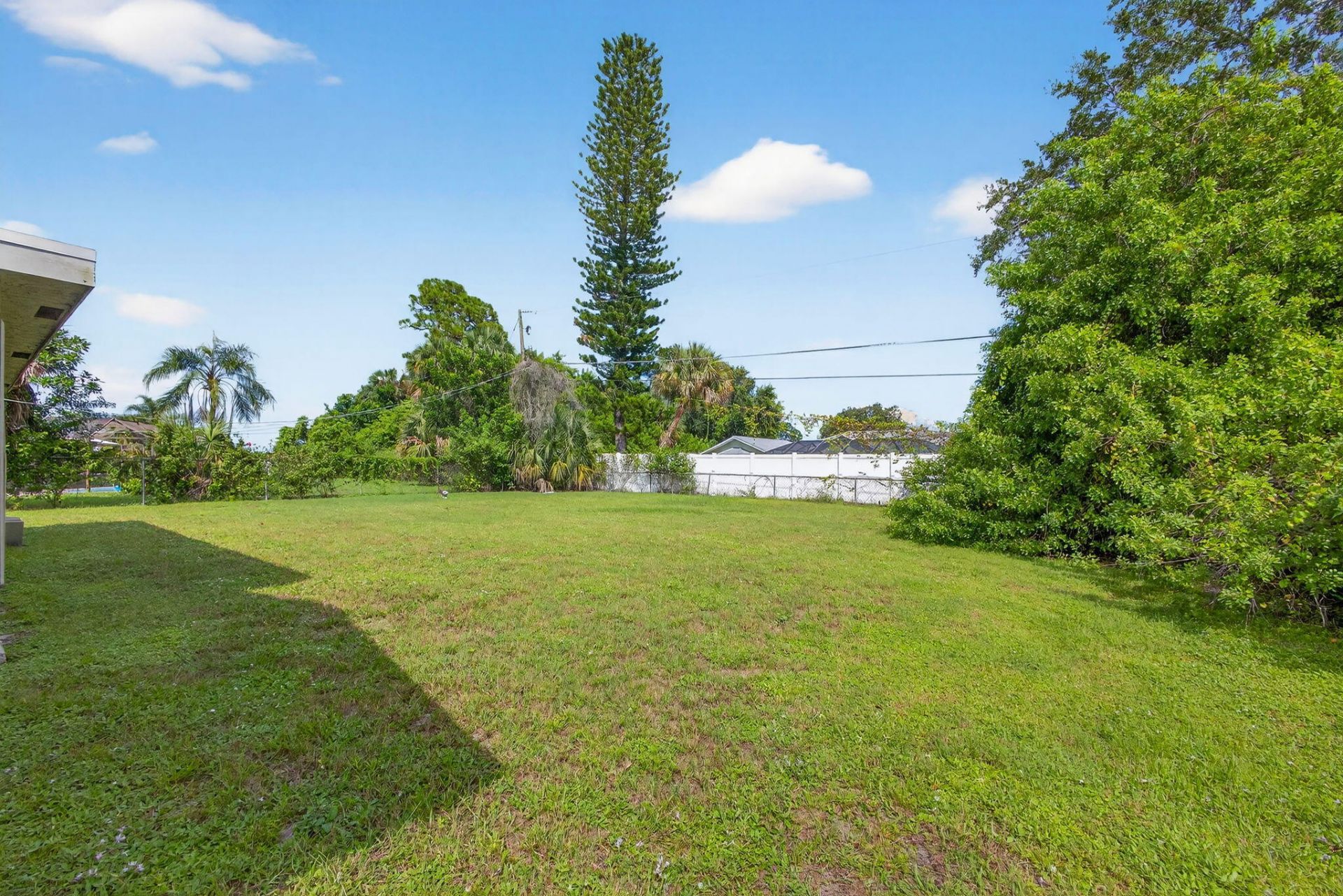 607 SE Forgal Street Se, Port Saint Lucie, FL 34983 Photo