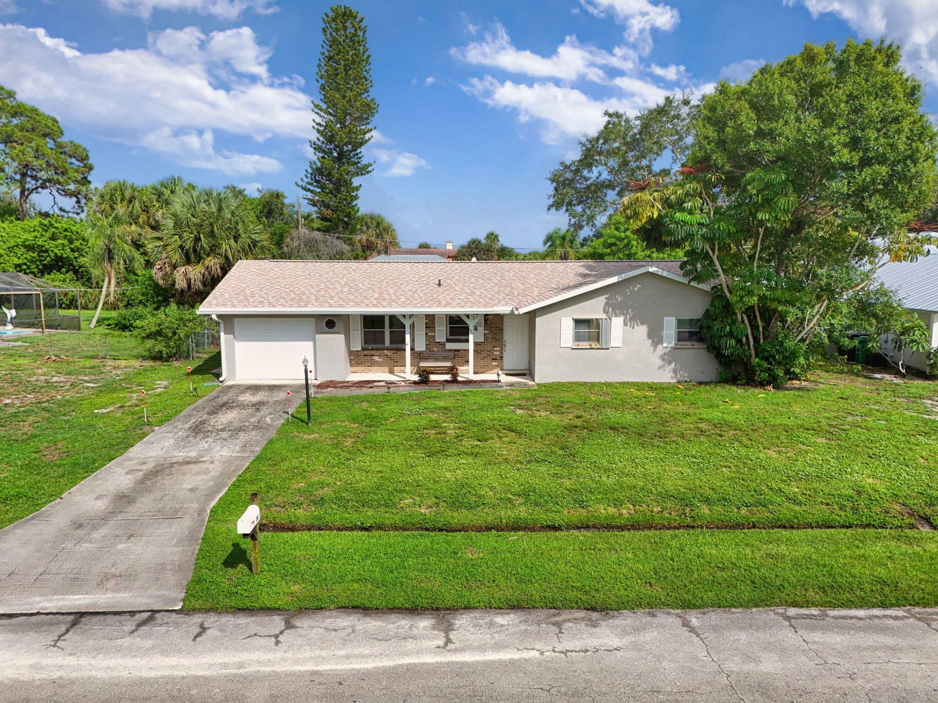 607 SE Forgal Street Se, Port Saint Lucie, FL 34983 Photo