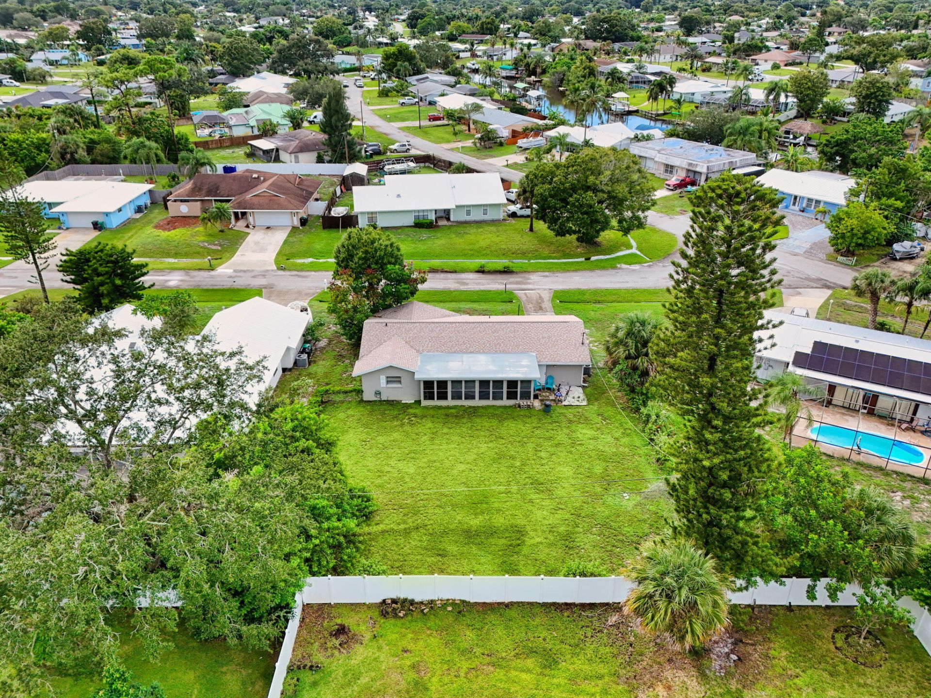 607 SE Forgal Street Se, Port Saint Lucie, FL 34983 Photo