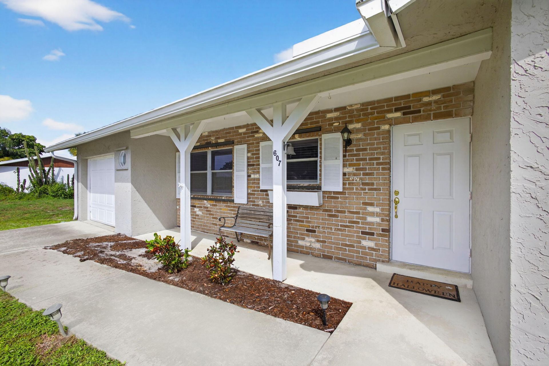 607 SE Forgal Street Se, Port Saint Lucie, FL 34983 Photo