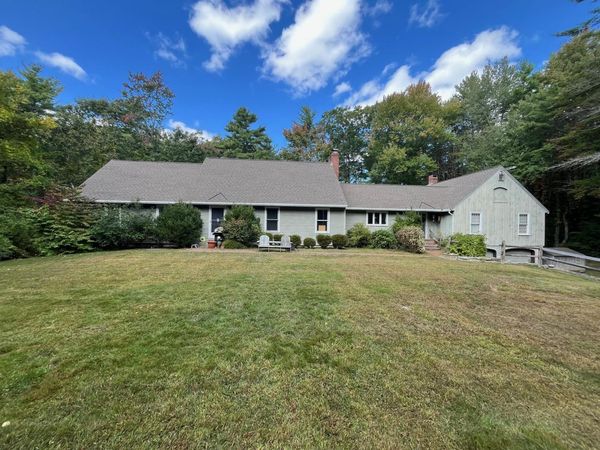 135 Exeter Road, North Hampton, NH 03862