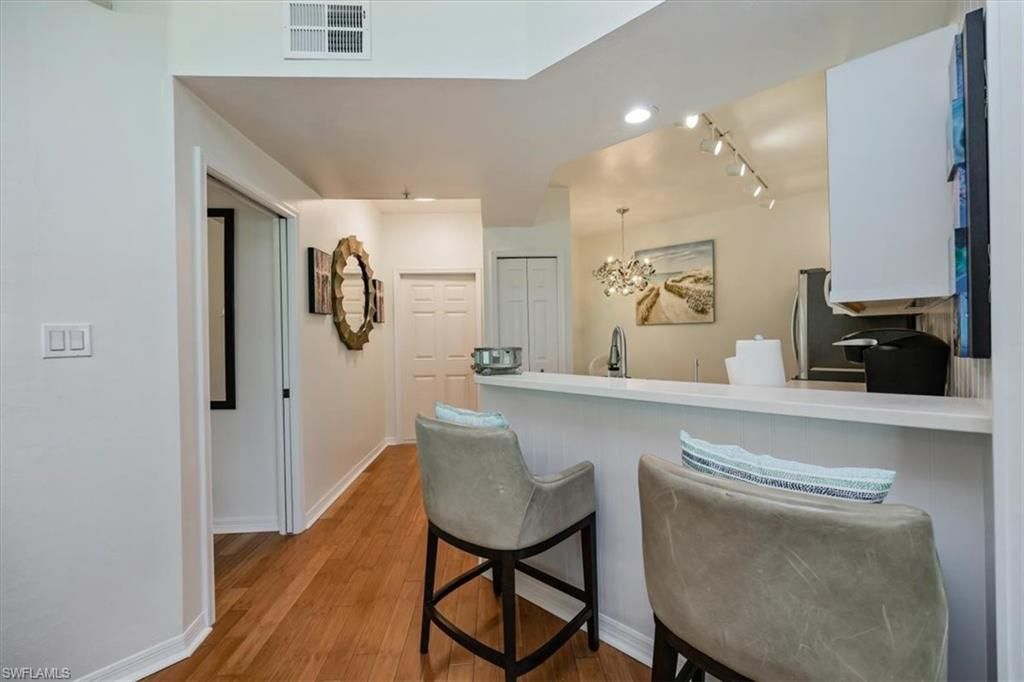 545 11th Ave S, Unit 104, Naples, FL 34102 Photo