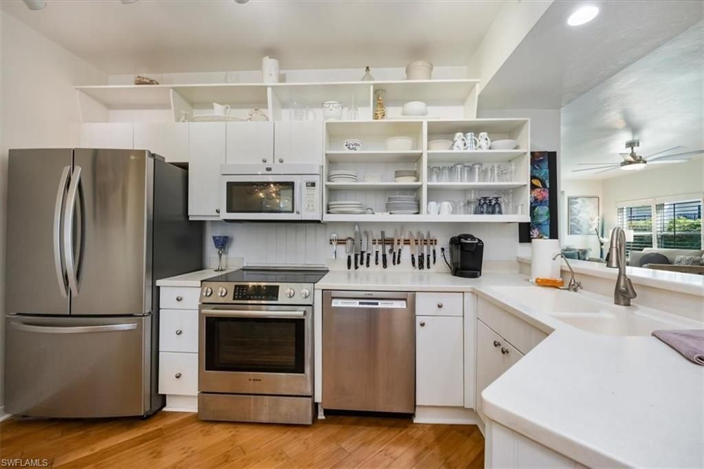 545 11th Ave S, Unit 104, Naples, FL 34102 Photo