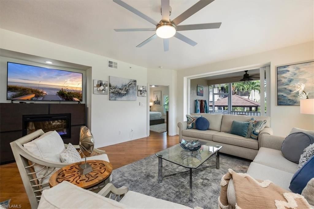 545 11th Ave S, Unit 104, Naples, FL 34102 Photo