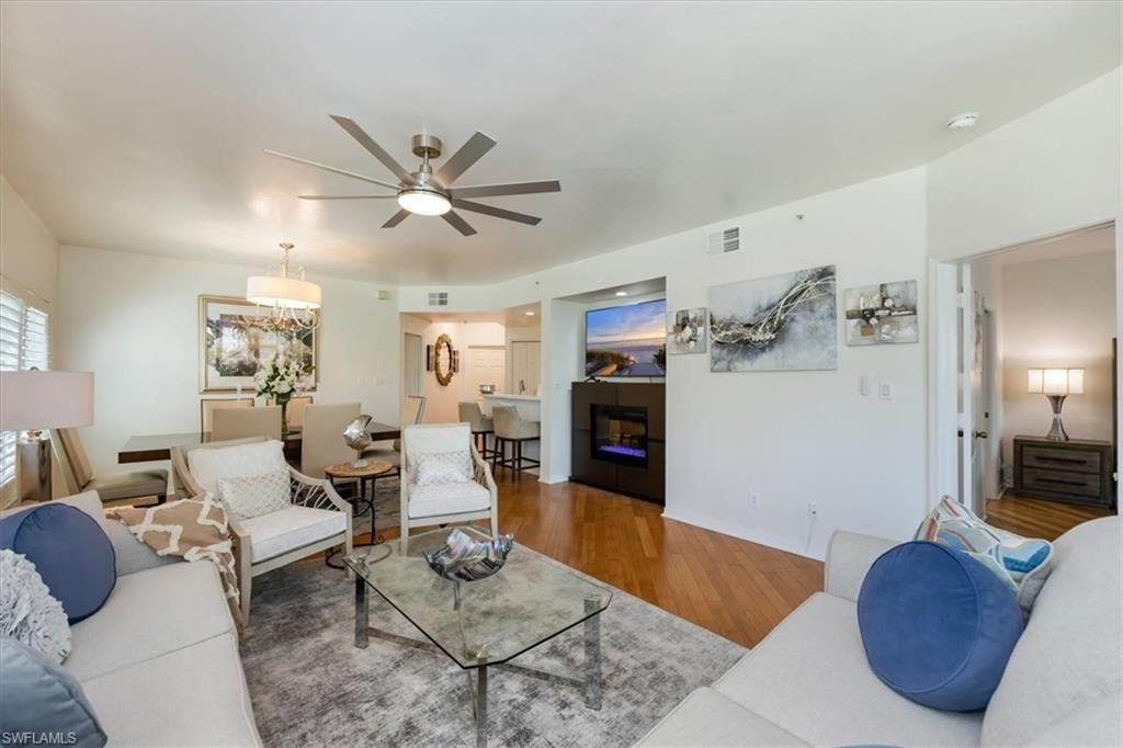 545 11th Ave S, Unit 104, Naples, FL 34102 Photo