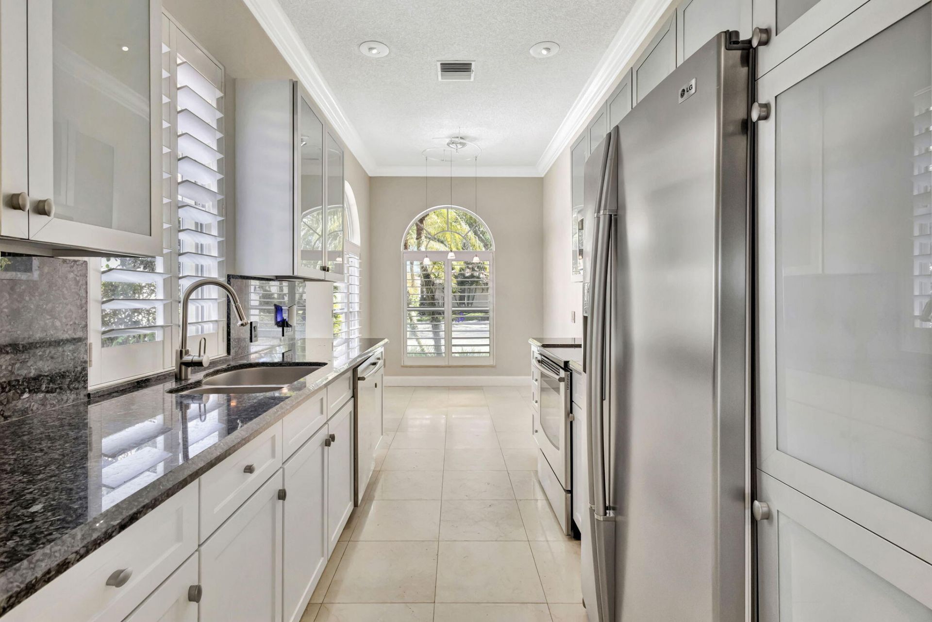 229 E Tall Oaks Circle, Palm Beach Gardens, FL 33410 Photo