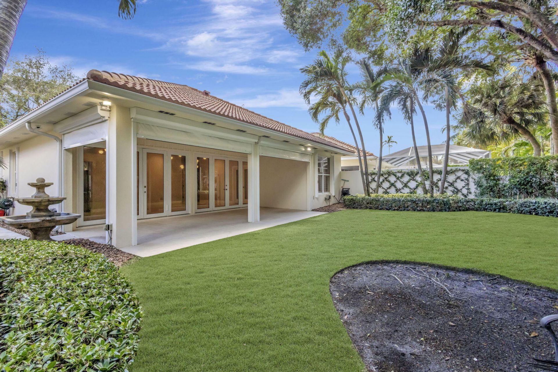 229 E Tall Oaks Circle, Palm Beach Gardens, FL 33410 Photo