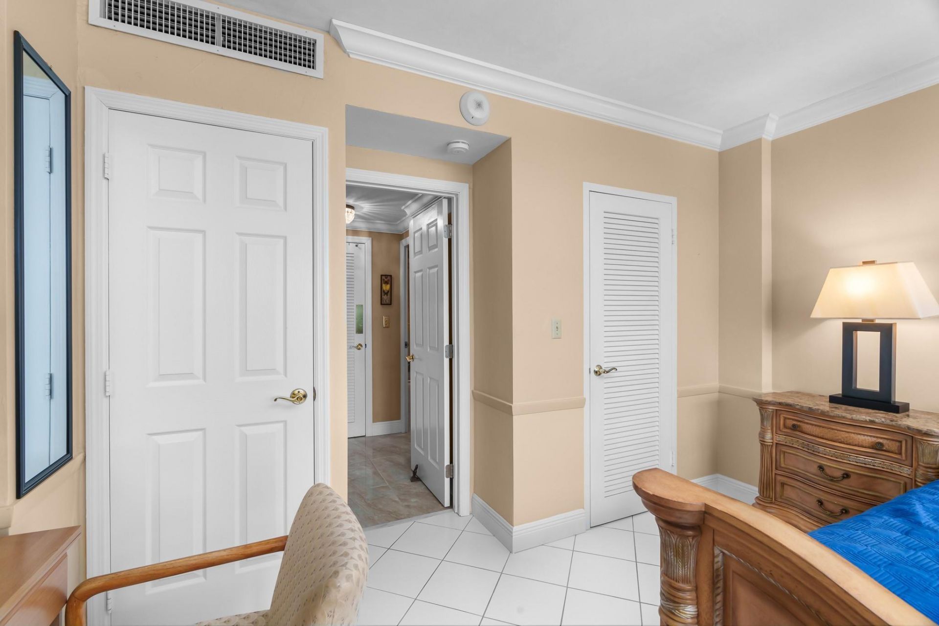 3333 NE 34th Street, Unit 1214, Fort Lauderdale, FL 33308 Photo