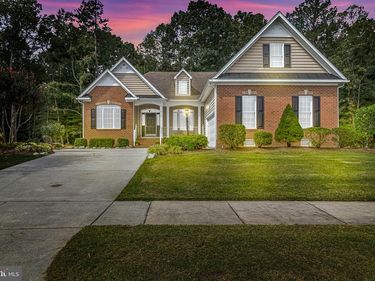 85 PLEASANTS LANE, KILMARNOCK, VA 22482