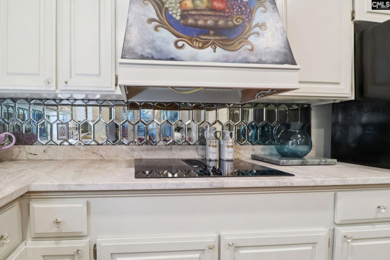 203 Holly Ridge Lane Photo 32