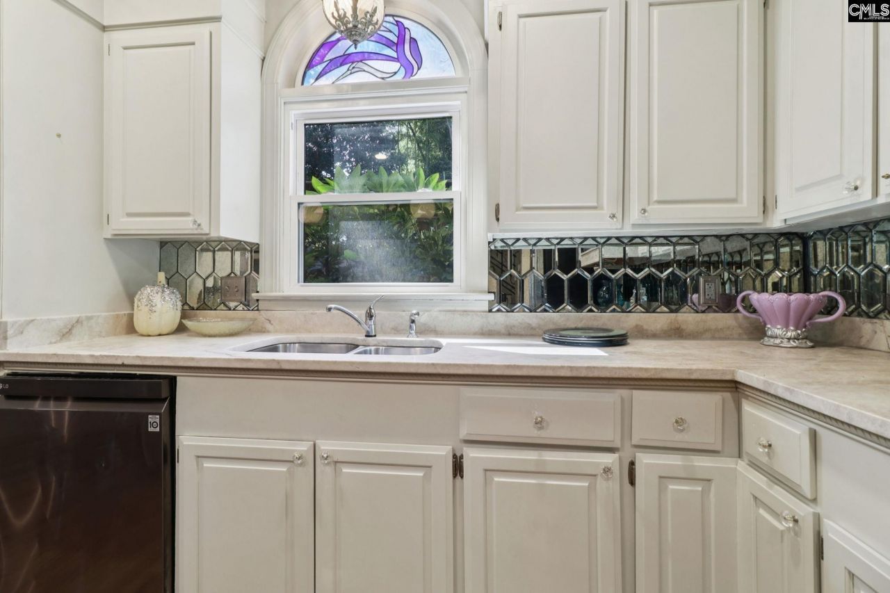 203 Holly Ridge Lane Photo 33