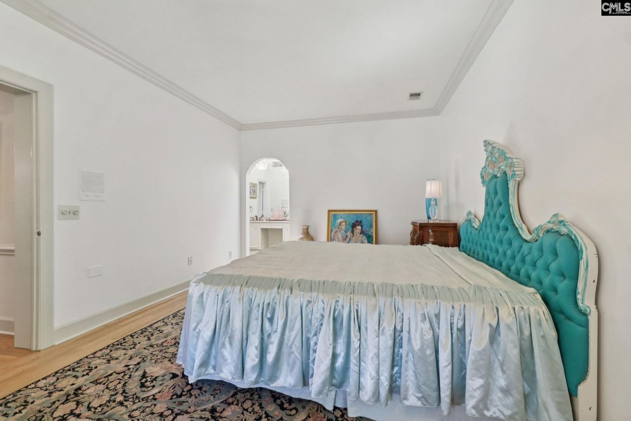 203 Holly Ridge Lane Photo 43