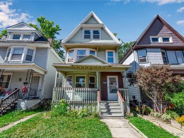 90 Greenwood Place, Buffalo, NY 14213