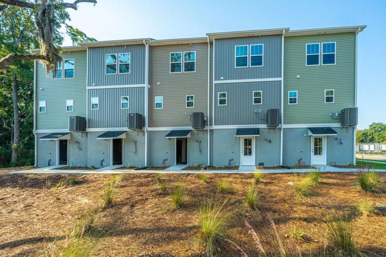 402 Gravy Train Street Photo 27