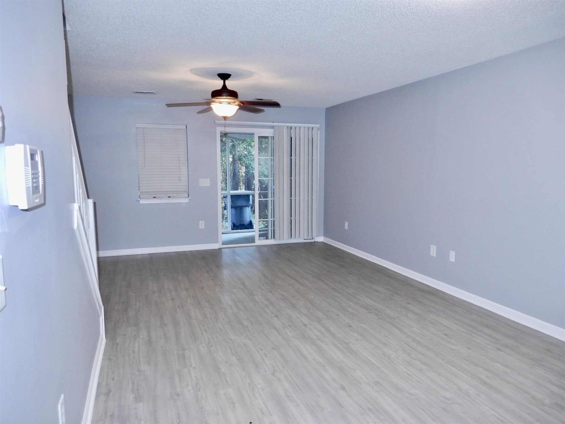 411 Seabert Rd. Photo 7