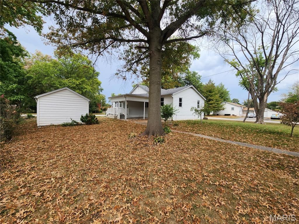 2221 Pulliam Avenue, Fayetteville, IL 62258 Main Photo