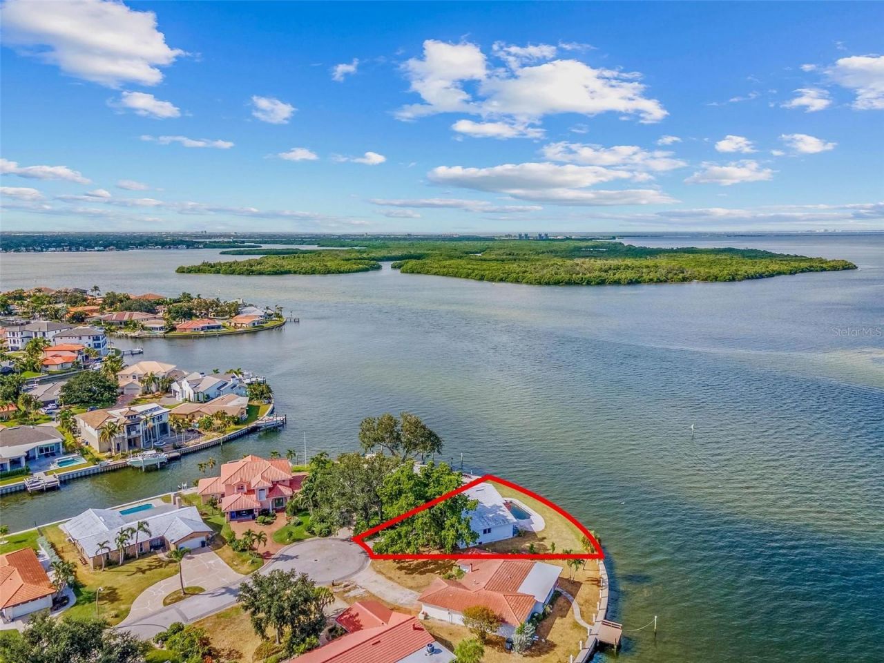 2096 Iowa Avenue Ne, Saint Petersburg, FL 33703 Photo