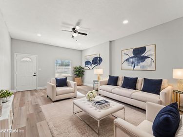 6144 FORDHAM Circle W, Jacksonville, FL 32217