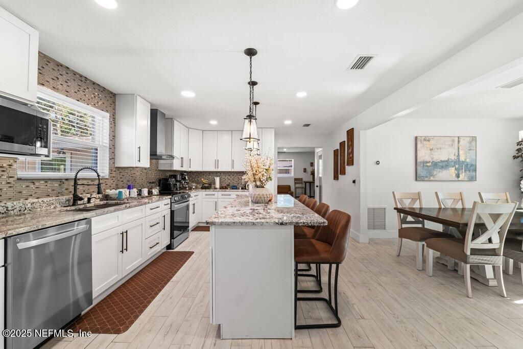 3956 Tara Hall Drive, Jacksonville, FL 32277 Photo