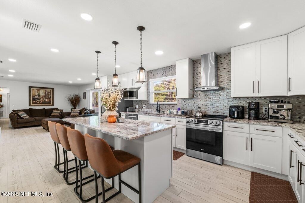 3956 Tara Hall Drive, Jacksonville, FL 32277 Photo