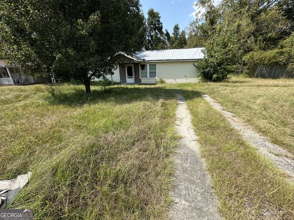 4077 Saint Charles Place, Macon, GA 31206