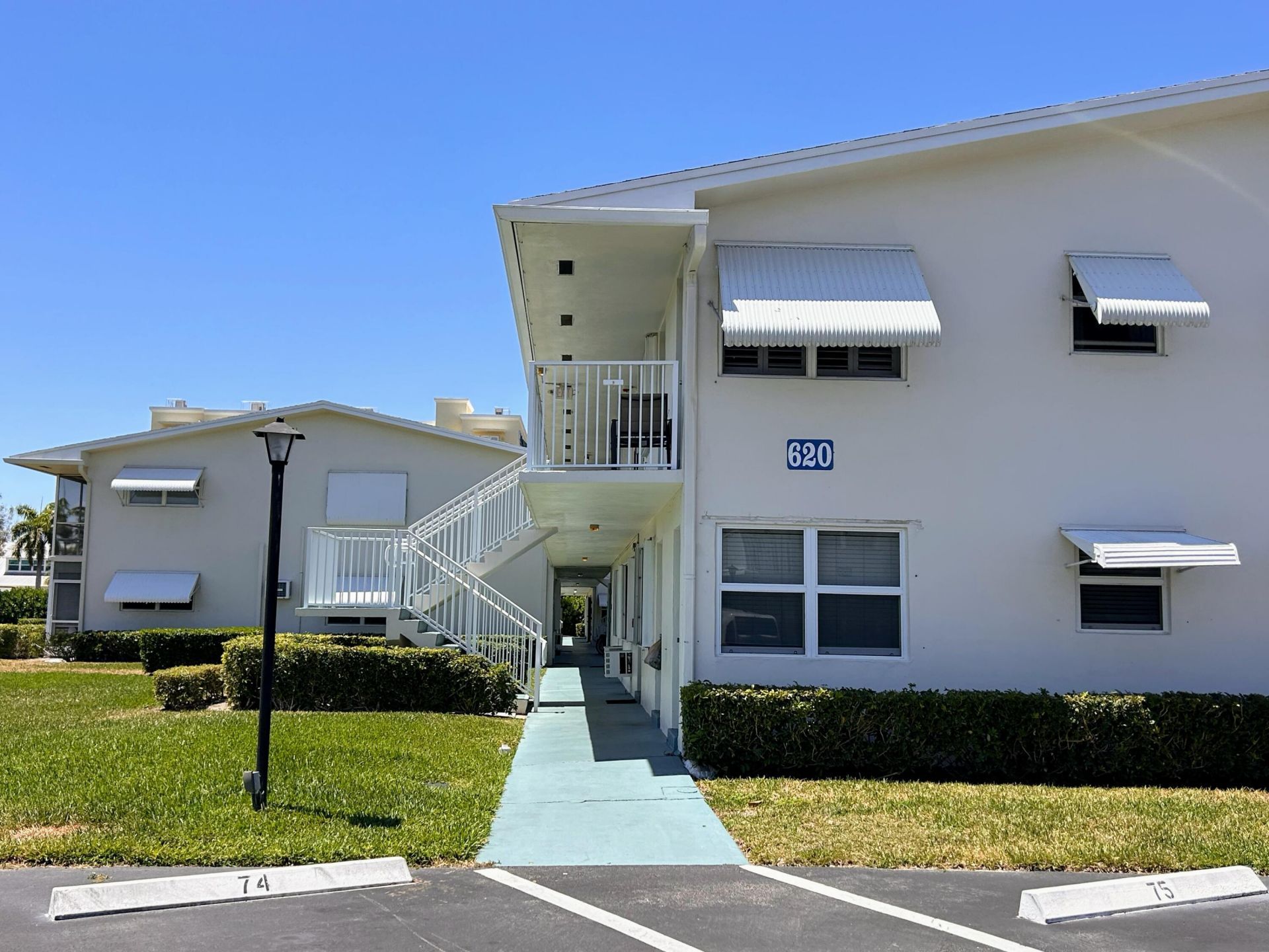 620 Horizons W, Unit 201, Boynton Beach, FL 33435 Photo