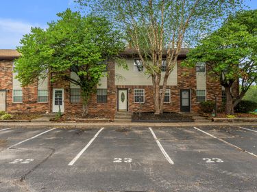 550 Darby Creek Road, Unit 23, Lexington, KY 40509