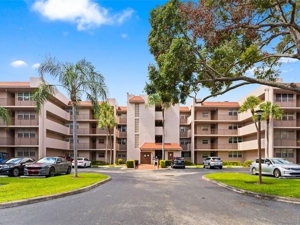 1911 Sabal Palm Drive, Unit 307, Davie, FL 33324