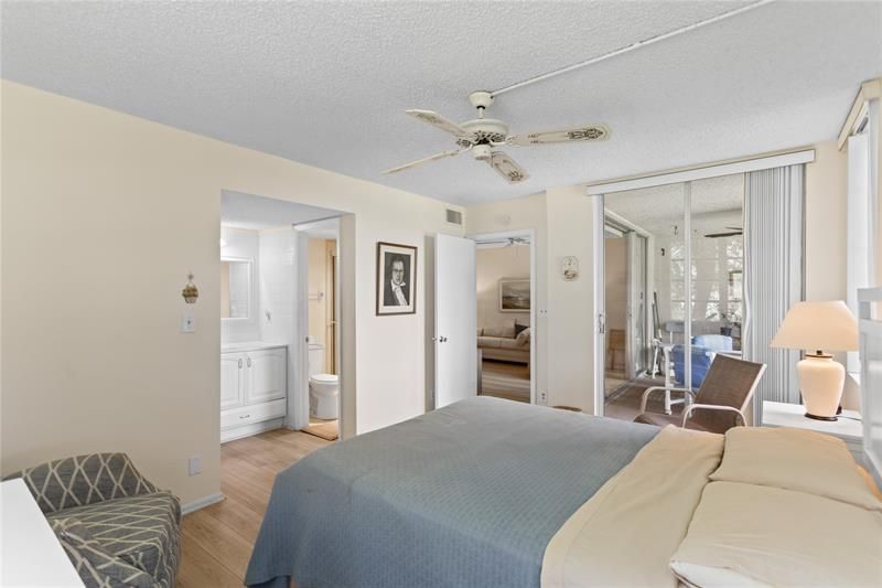 1911 Sabal Palm Drive, Unit 307, Davie, FL 33324 Photo