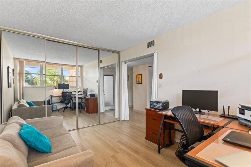 1911 Sabal Palm Drive, Unit 307, Davie, FL 33324 Photo