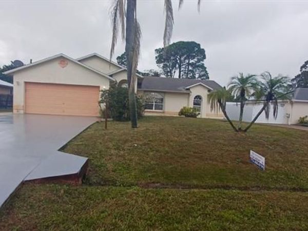 150 NW Byron St, Port St Lucie, FL 34983