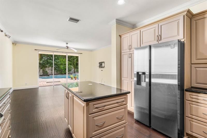 1325 Camellia Circle, Weston, FL 33326 Photo