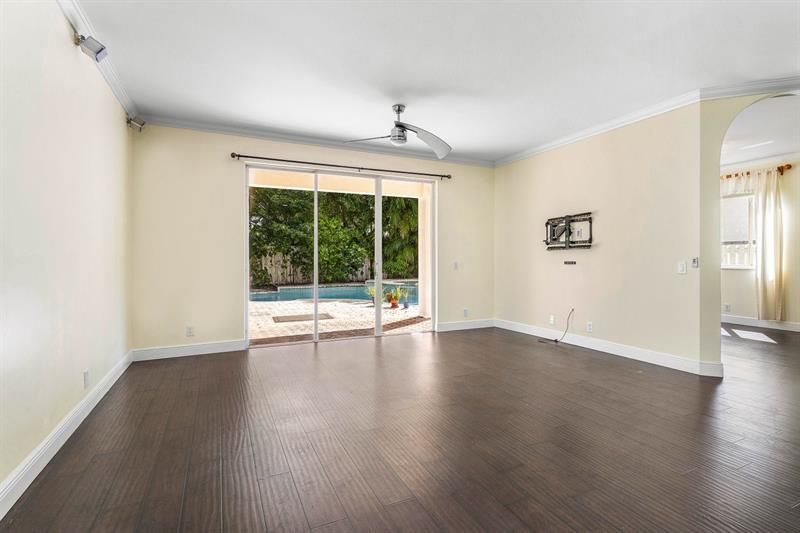 1325 Camellia Circle, Weston, FL 33326 Photo