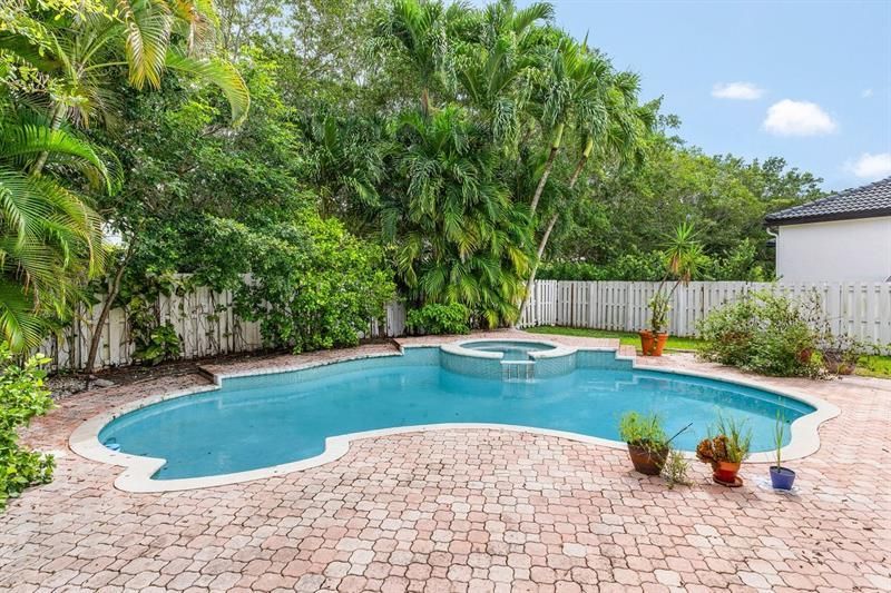 1325 Camellia Circle, Weston, FL 33326 Photo