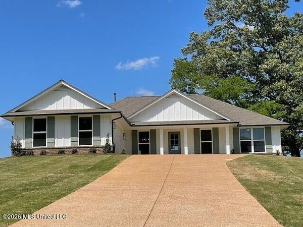 120 Farley Road, Byhalia, MS 38611