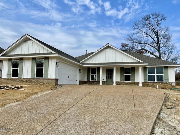 120 Farley Road, Byhalia, MS 38611