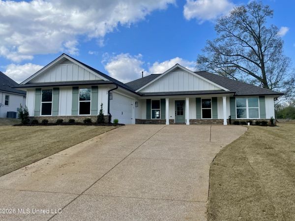 120 Farley Road, Byhalia, MS 38611