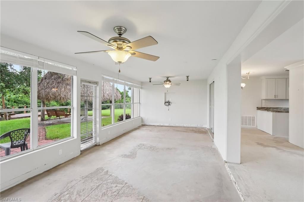 1037 Ione Dr, Fort Myers, FL 33919 Photo