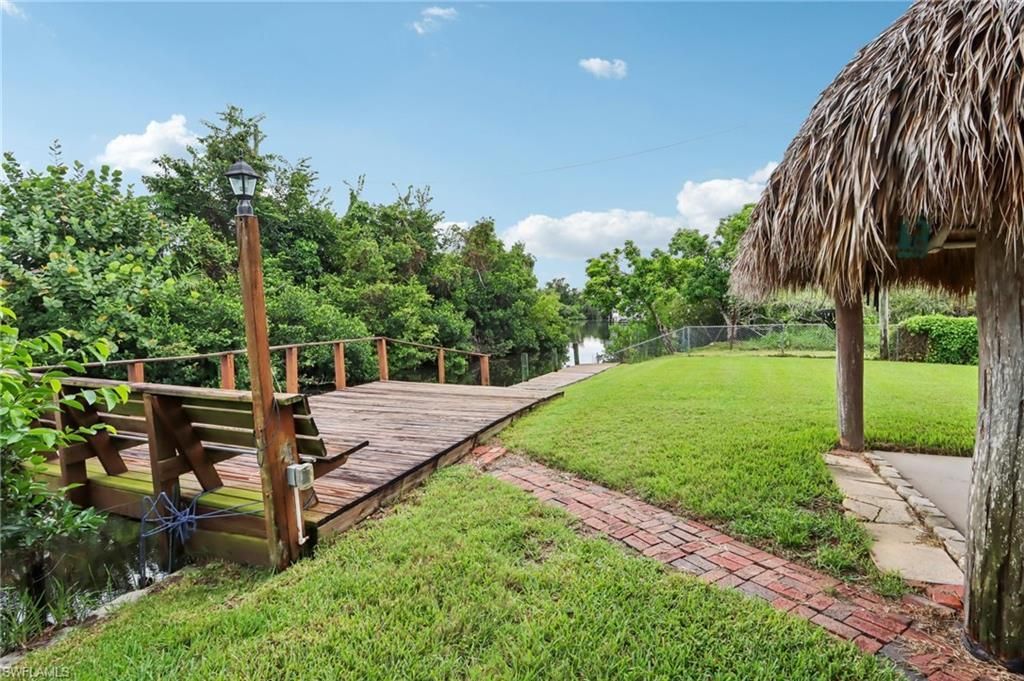 1037 Ione Dr, Fort Myers, FL 33919 Photo