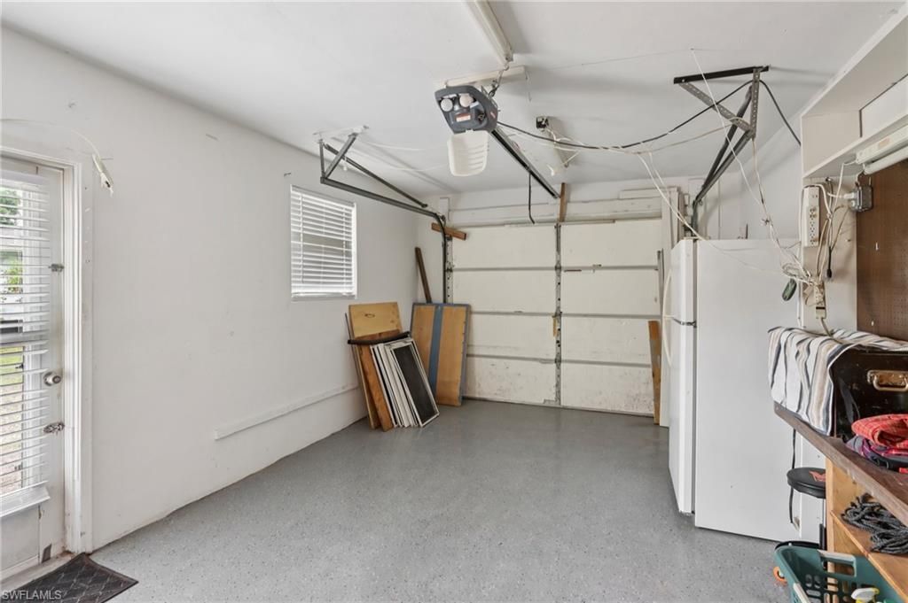 1037 Ione Dr, Fort Myers, FL 33919 Photo
