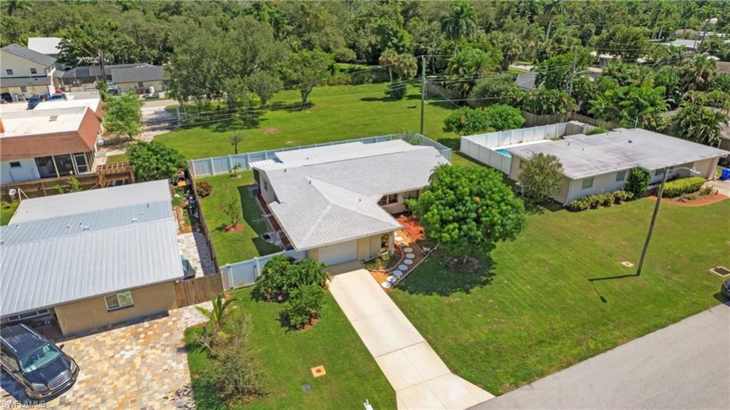 2963 Holly Rd, Fort Myers, FL 33901 Photo