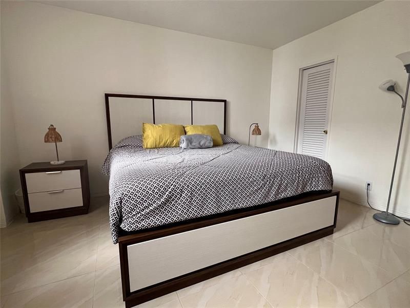 4250 Galt Ocean Drive, Unit 7K, Fort Lauderdale, FL 33308 Photo