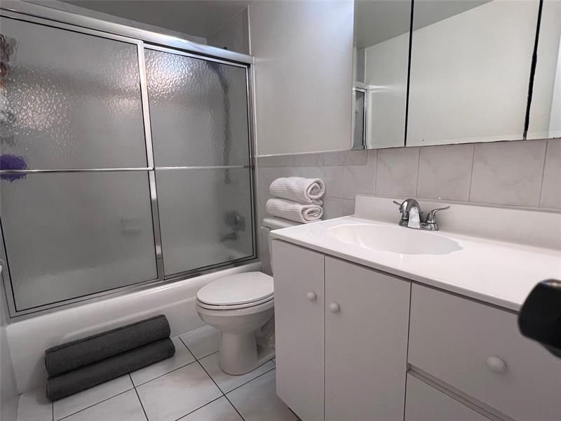 4250 Galt Ocean Drive, Unit 7K, Fort Lauderdale, FL 33308 Photo