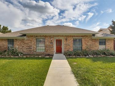 6604 Gretchen Lane, Dallas, TX 75252