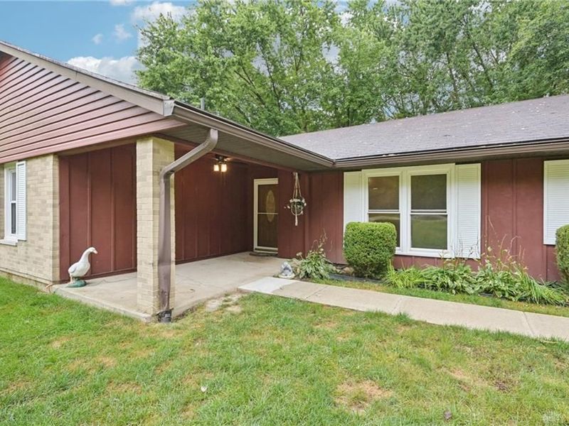 199 Fairfield Pike, Enon Vlg, OH 45323 Photo 8