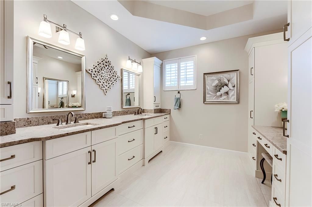 9550 Cypress Hammock Cir, Unit 201, Estero, FL 34135 Photo