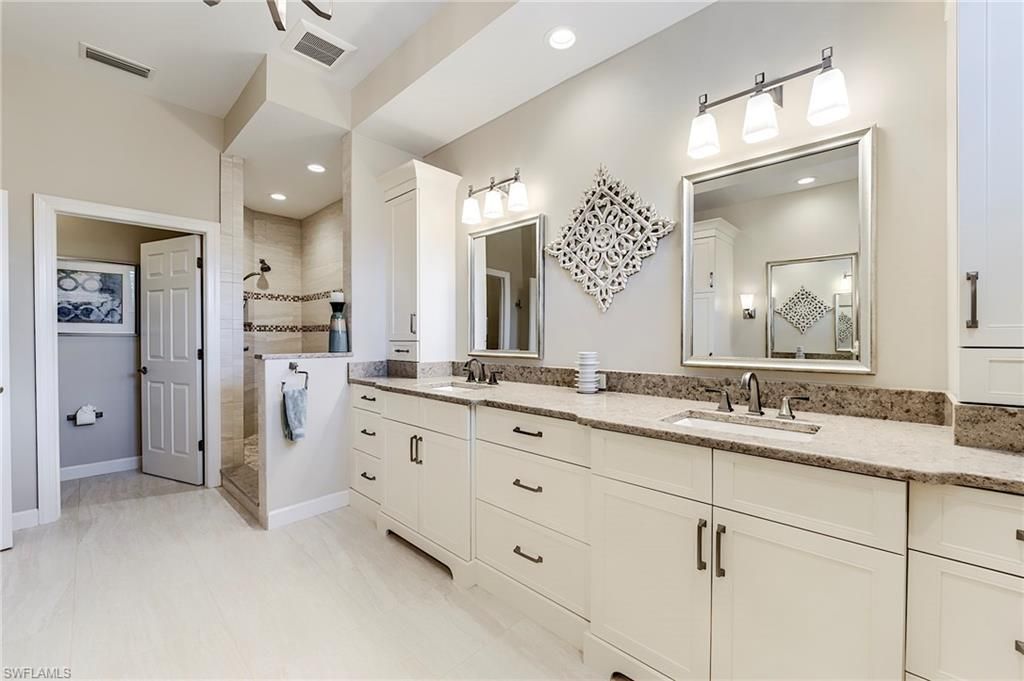 9550 Cypress Hammock Cir, Unit 201, Estero, FL 34135 Photo