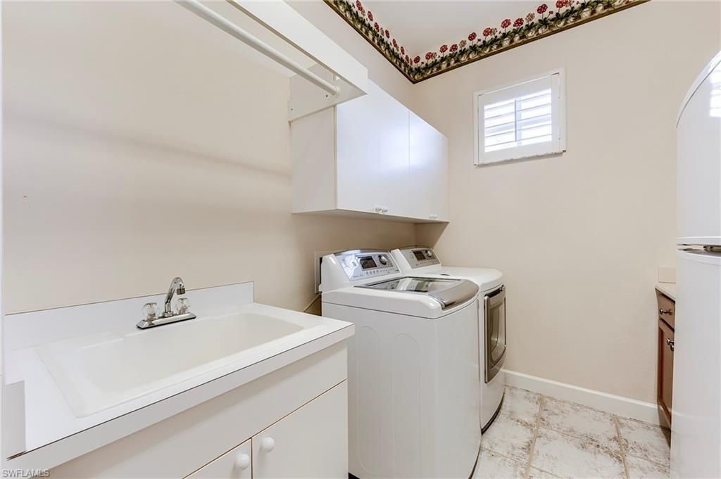 9550 Cypress Hammock Cir, Unit 201, Estero, FL 34135 Photo